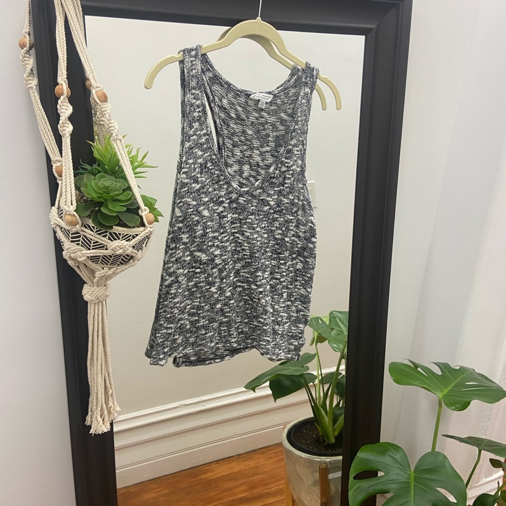Sweater tank